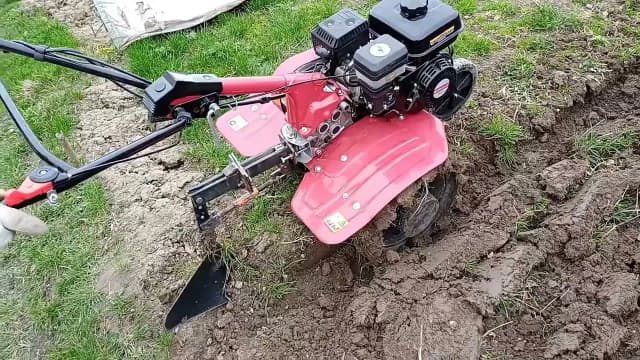 Jak zrobić pług do glebogryzarki - prosty sposób na efektywną orkę